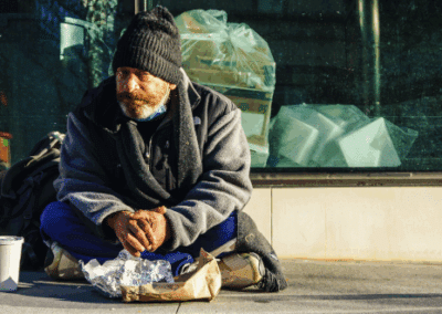 Quand des maraudes jaillit l’amitié (et l’amour) – Livia et Aimé, membres de la Frater’ Nico